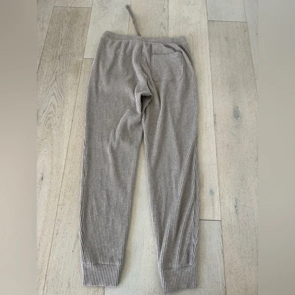 ALO Muse Sweatpants ribbed knit super soft L gravel - Picture 5 of 8